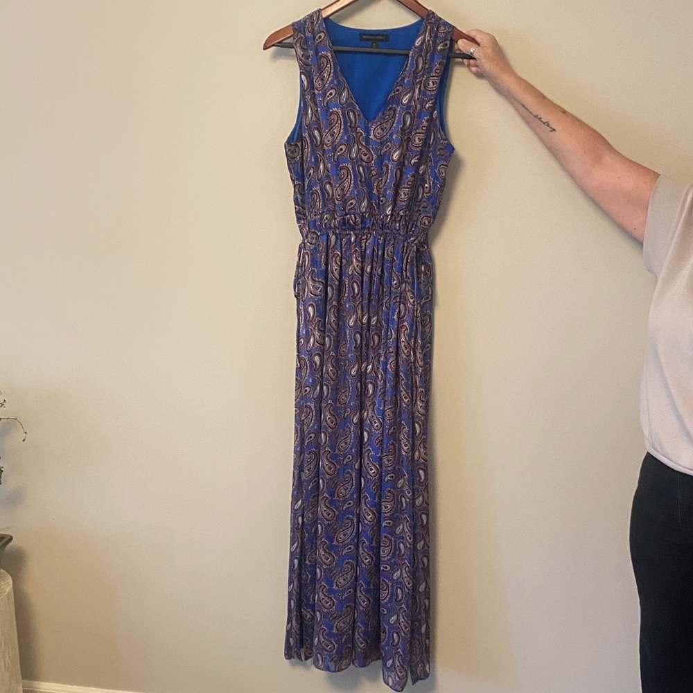 Sleeveless Blue Paisley Maxi Dress
